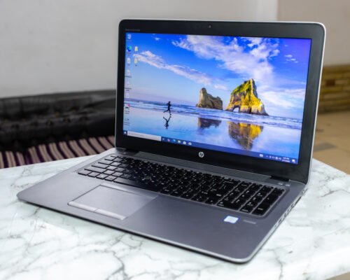 لابتوب hp elitebook 850 g4 - معالج Core i5 جيل سابع - رامات جيجا DDR4 - هارد 256 ssd m.2