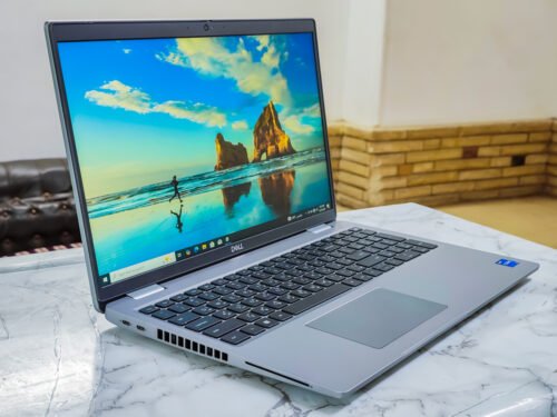 لابتوب dell latitude 5530 فرز أول معاه كارتونة - معالج Core i5-1245u جيل 12 - رامات DDR4